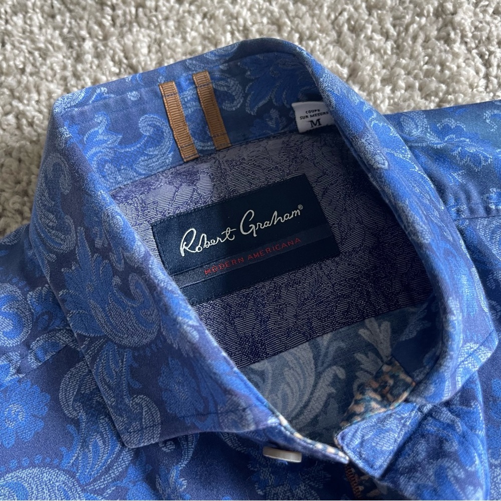 Robert Graham Short Sleeve Button Down Pattern Shirt